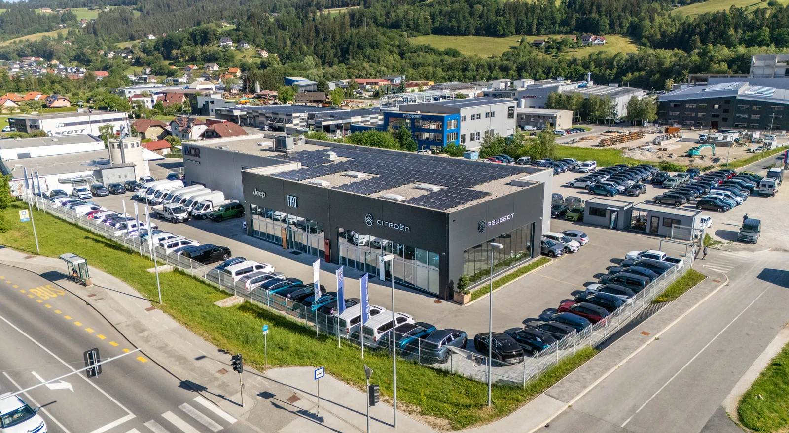 Avto center Ravne iz zraka