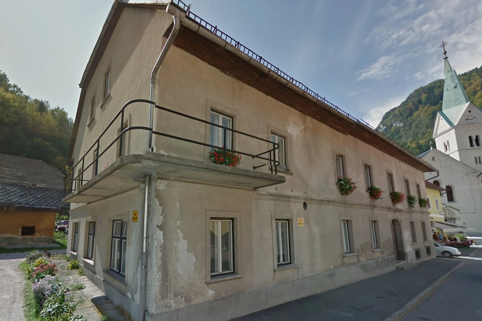 Gostilna Pri Matevžu pred prenovo